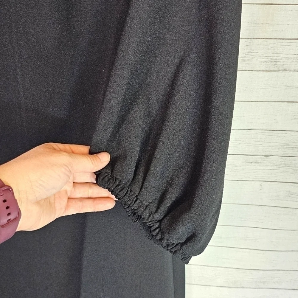 ELIZA J BLACK SHIFT DRESS W PIRATE SLEEVES, SZ 6